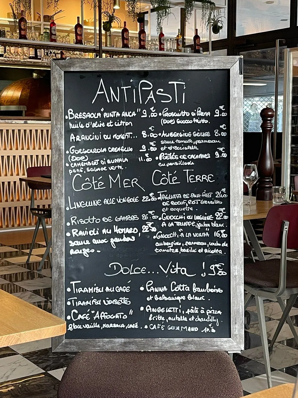 A Tavola